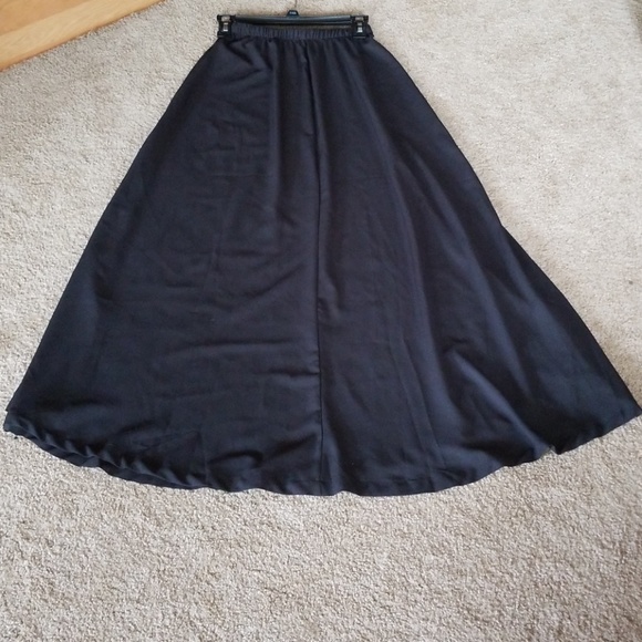 xx Dresses & Skirts - Absolutely gorgeous skirt